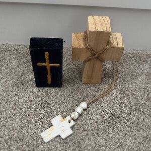 Wooden Cross Decor Set